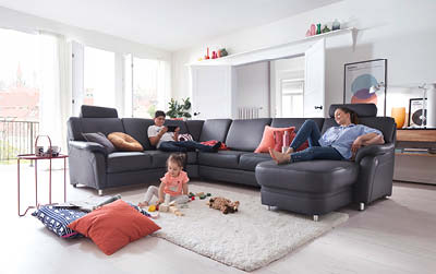 Sofa und Familie